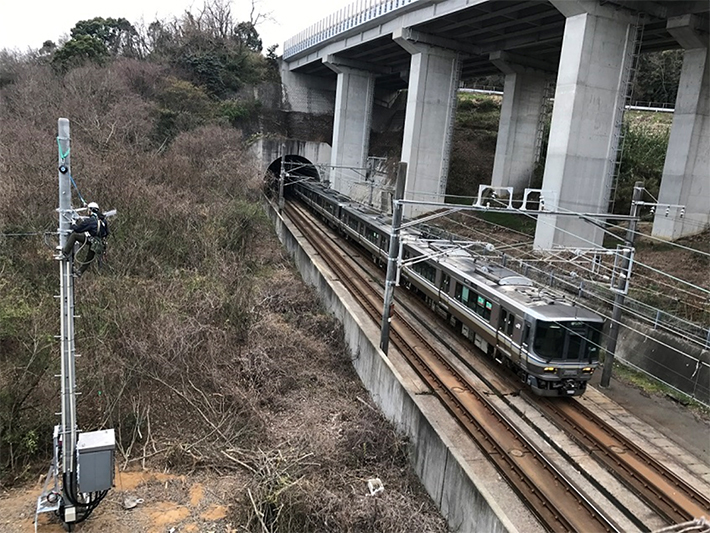 アンテナ設置工事風景