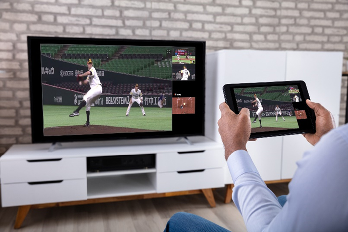 スマホをテレビに接続して視聴するイメージ