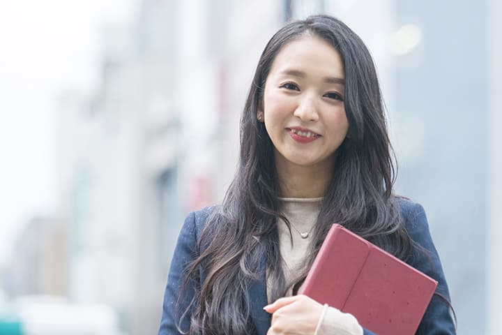 松崎 麻里菜 写真